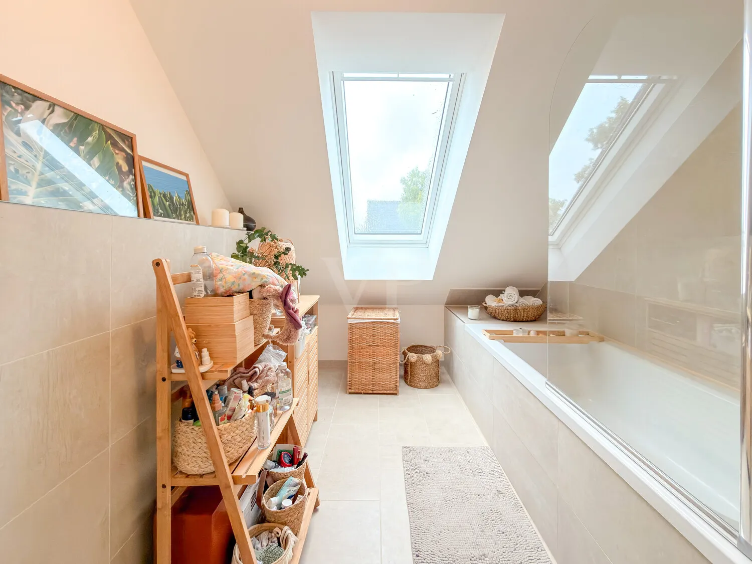 helles Badezimmer