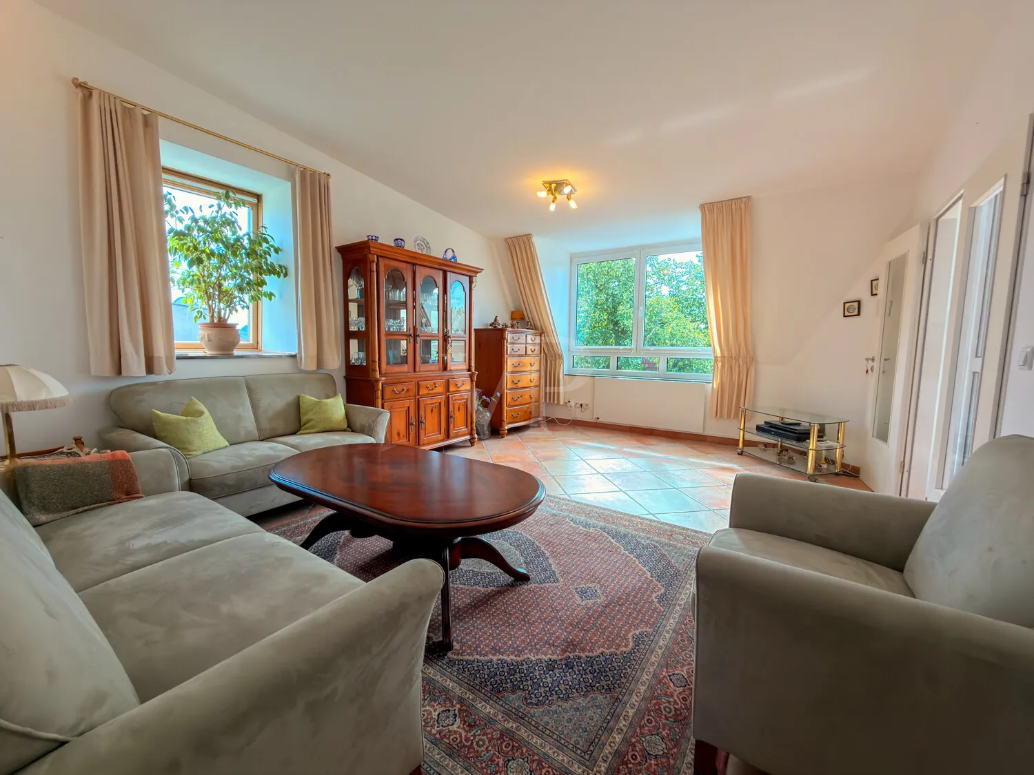 großes Wohnzimmer