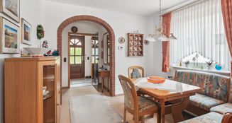 von_poll_real_estate_property_25057022_image_4