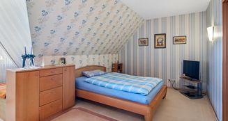 von_poll_real_estate_property_25057022_image_8
