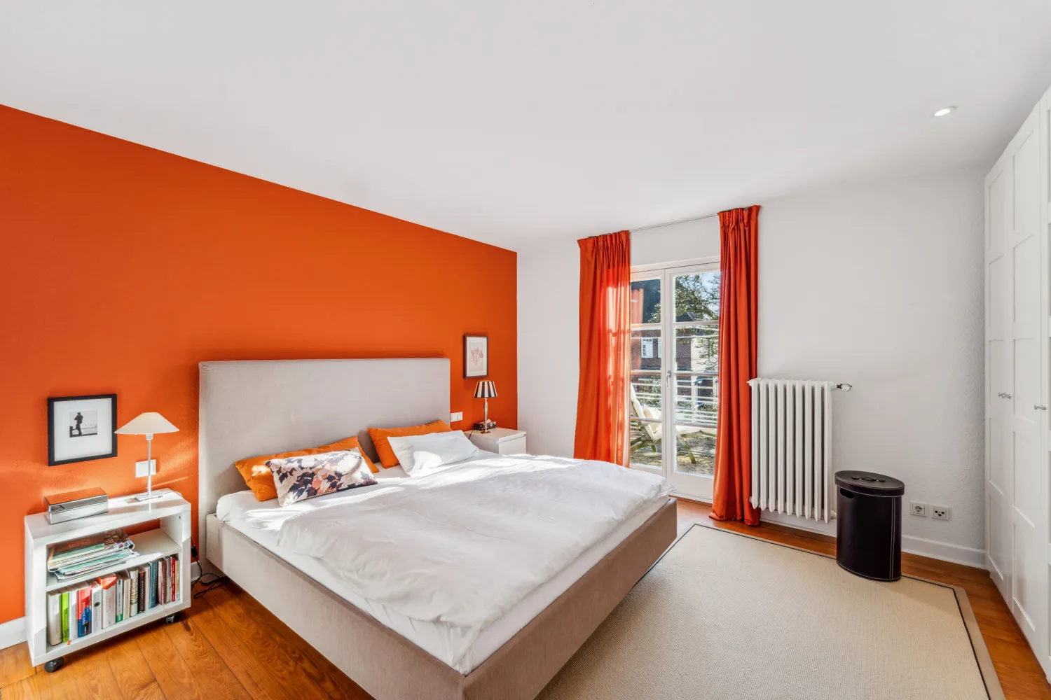 Καλαίσθητη ημι-ανεξάρτητη κατοικία με ταράτσα και δυνατότητα επέκτασης