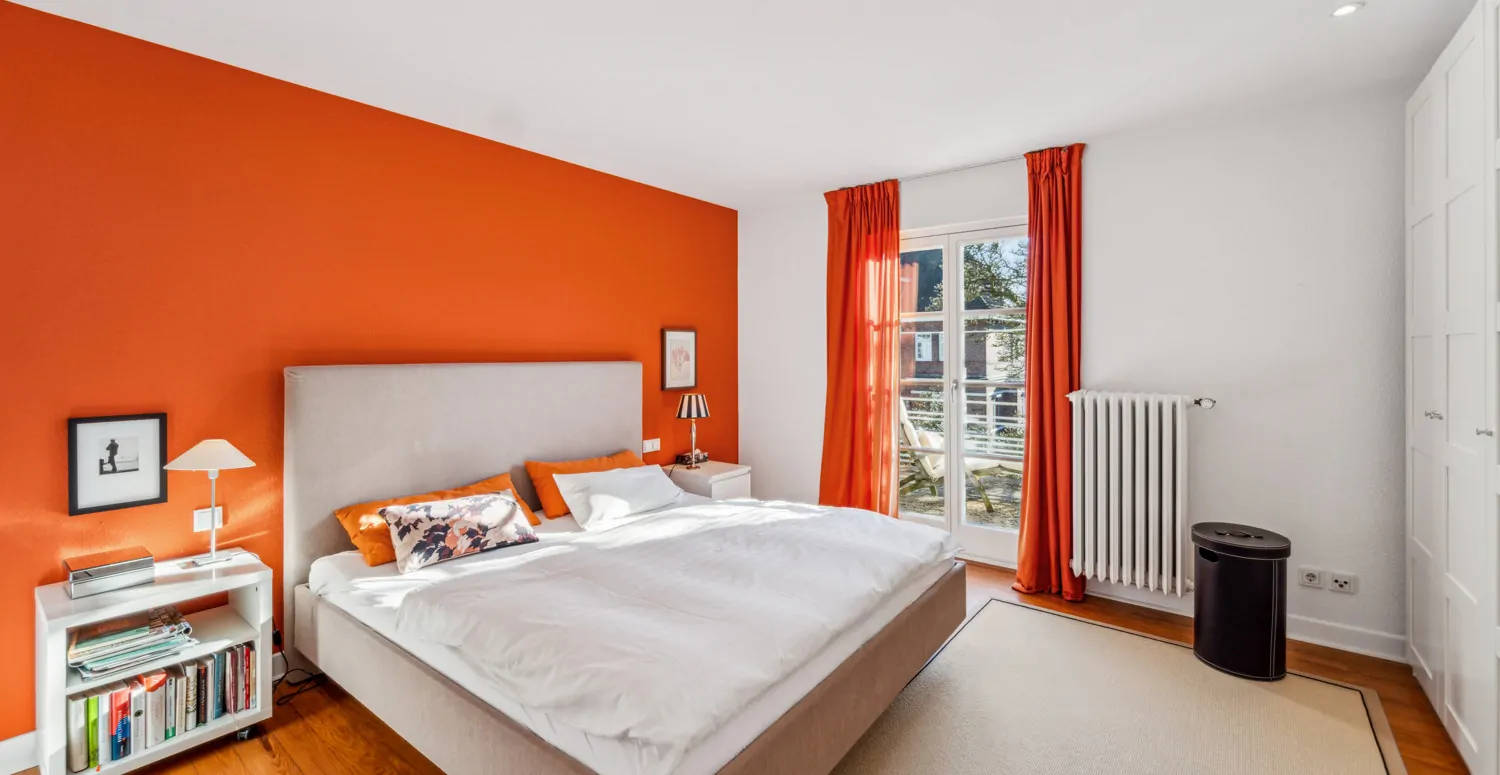 Charmante Doppelhaushälfte mit Dachterrasse und Ausbaupotential