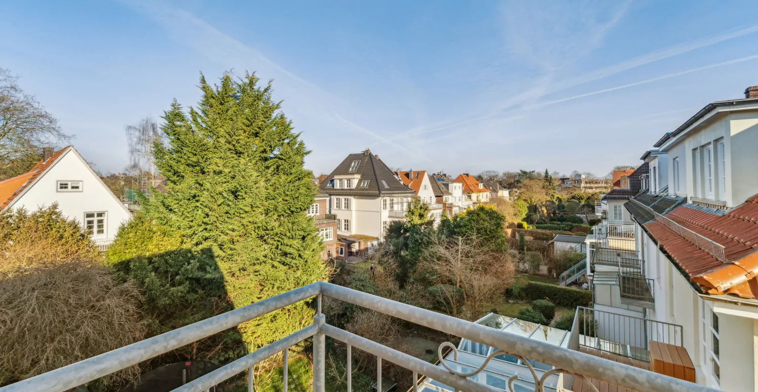 Charmante Doppelhaushälfte mit Dachterrasse und Ausbaupotential