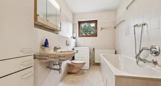 von_poll_real_estate_property_25057049_image_2