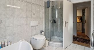 von_poll_real_estate_property_25057016_image_7