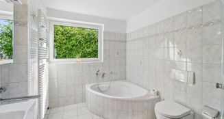 von_poll_real_estate_property_25057016_image_5