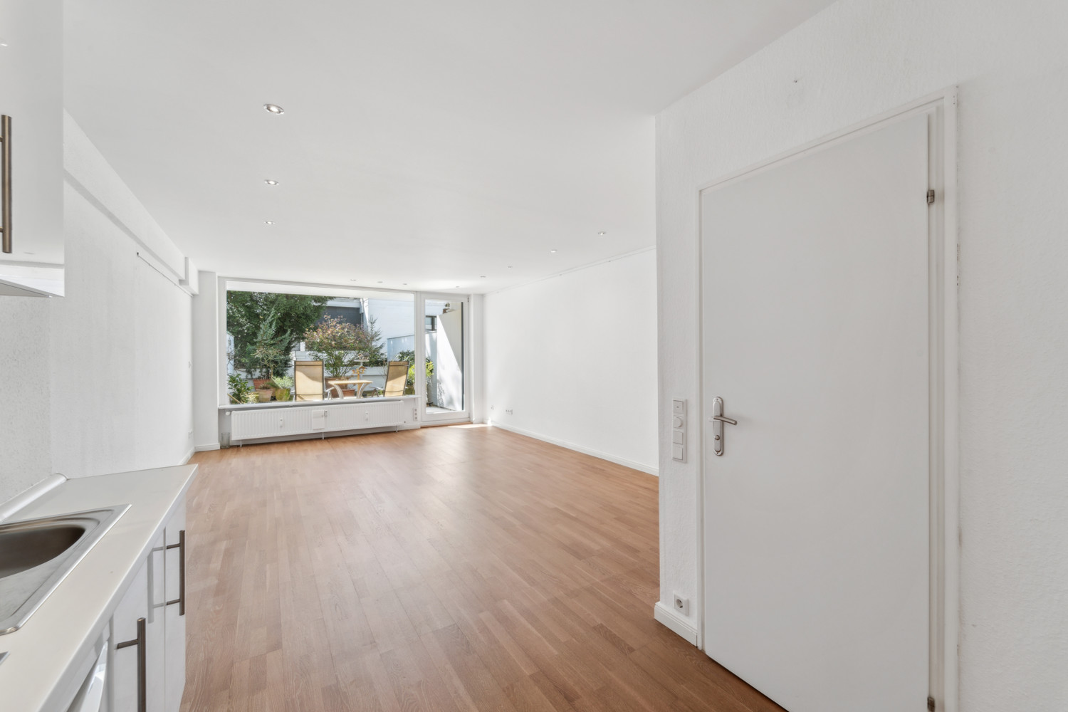 Eingangsbereich, Zugang zum Badezimmer