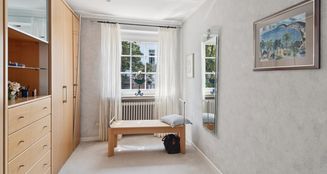 von_poll_real_estate_property_25057027_image_8
