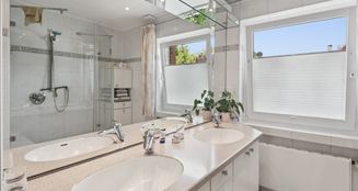 von_poll_real_estate_property_25057027_image_6