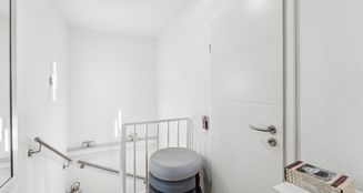 von_poll_real_estate_property_25057025_image_8