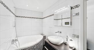 von_poll_real_estate_property_25057025_image_7