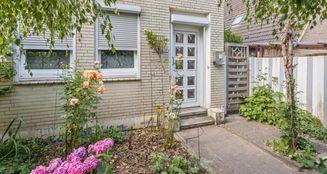 von_poll_real_estate_property_25057032_image_0
