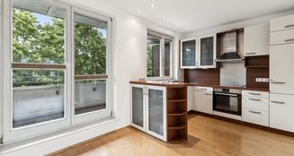 von_poll_real_estate_property_25057037_image_4