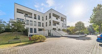 von_poll_real_estate_property_25057038_image_0