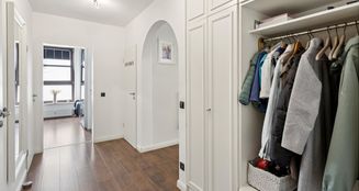 von_poll_real_estate_property_25057039_image_1