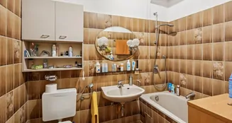 von_poll_real_estate_property_25057045_image_5