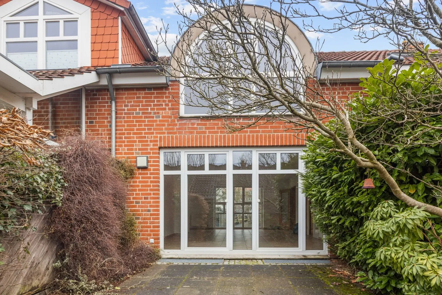 Großzügiges Reihenmittelhaus mit Doppelgarage am Bürgerpark