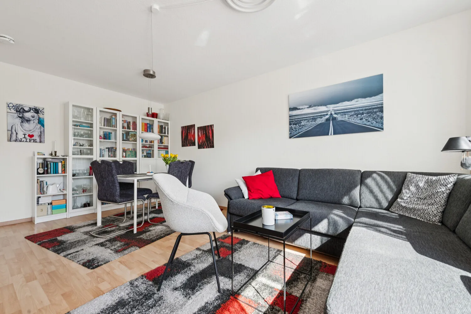 Wohn- und Esszimmer