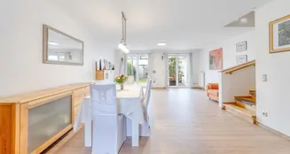 von_poll_real_estate_property_25160005_image_1