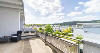 von_poll_real_estate_property_25160005_image_1