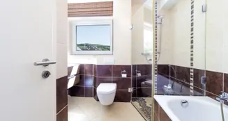 von_poll_real_estate_property_24160015_image_3