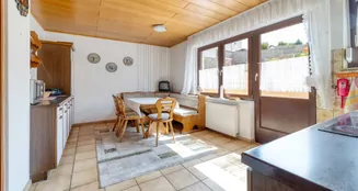 von_poll_real_estate_property_25160016_image_3