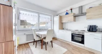 von_poll_real_estate_property_25160018_image_2