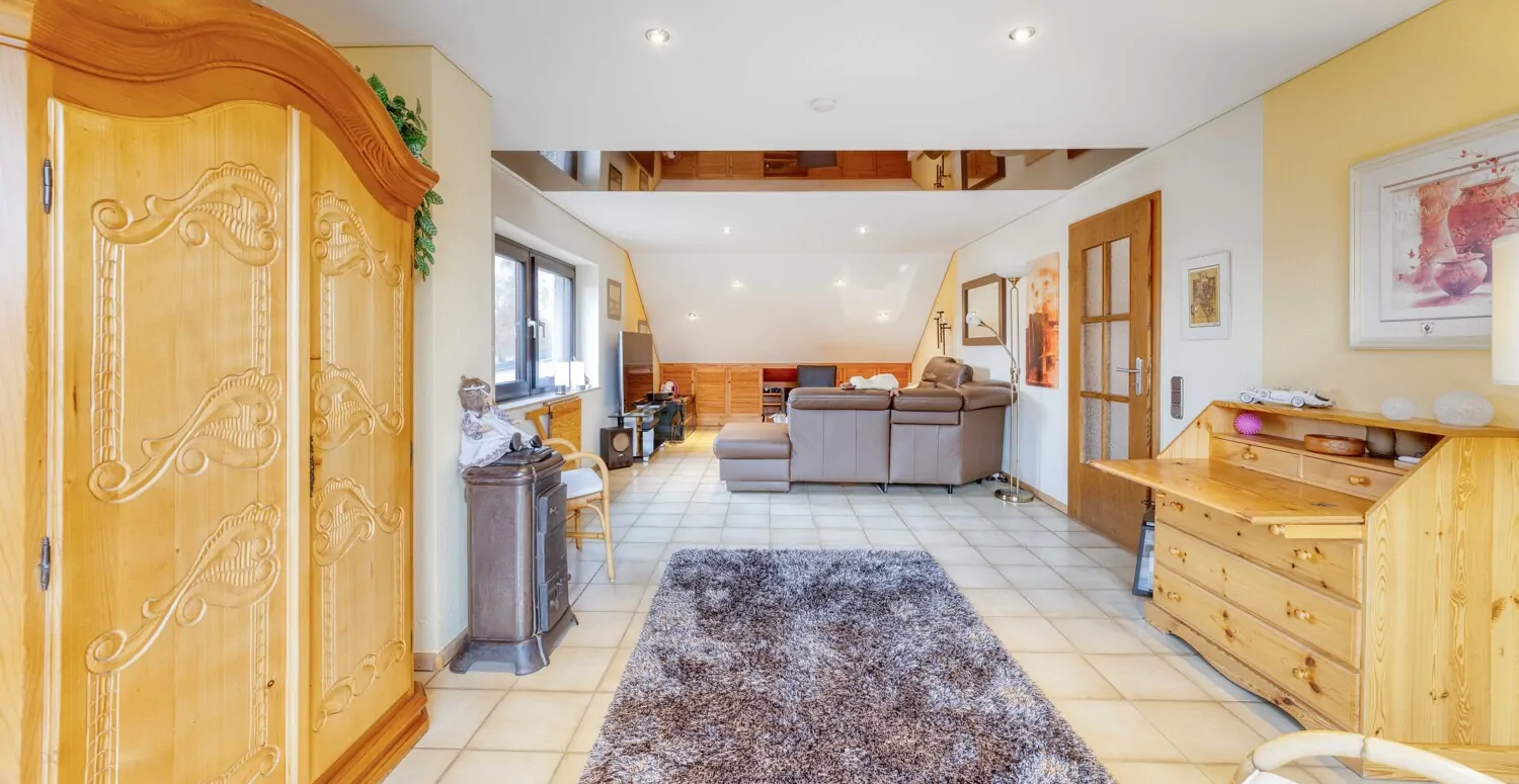 OG: Wohnstudio/ Schlafzimmer II