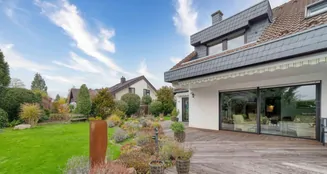 von_poll_real_estate_property_25160023_image_0