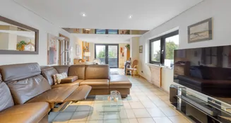 von_poll_real_estate_property_25160023_image_11