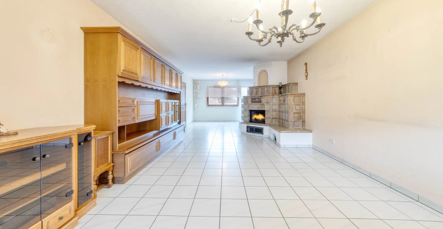 1. OG: Wohn-/Esszimmer