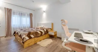 von_poll_real_estate_property_25160020_image_2