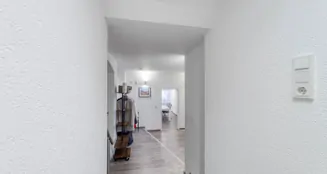 von_poll_real_estate_property_25160020_image_4