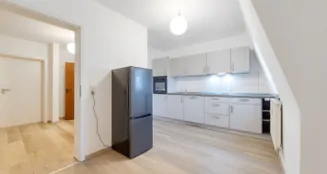 von_poll_real_estate_property_26160001_image_3