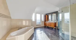 von_poll_real_estate_property_25160025_image_9