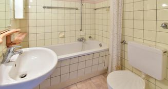 von_poll_real_estate_property_25080017_image_6