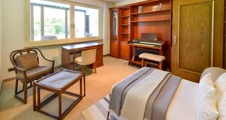 von_poll_real_estate_property_25080018_image_9