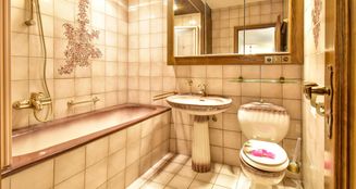 von_poll_real_estate_property_25080018_image_11