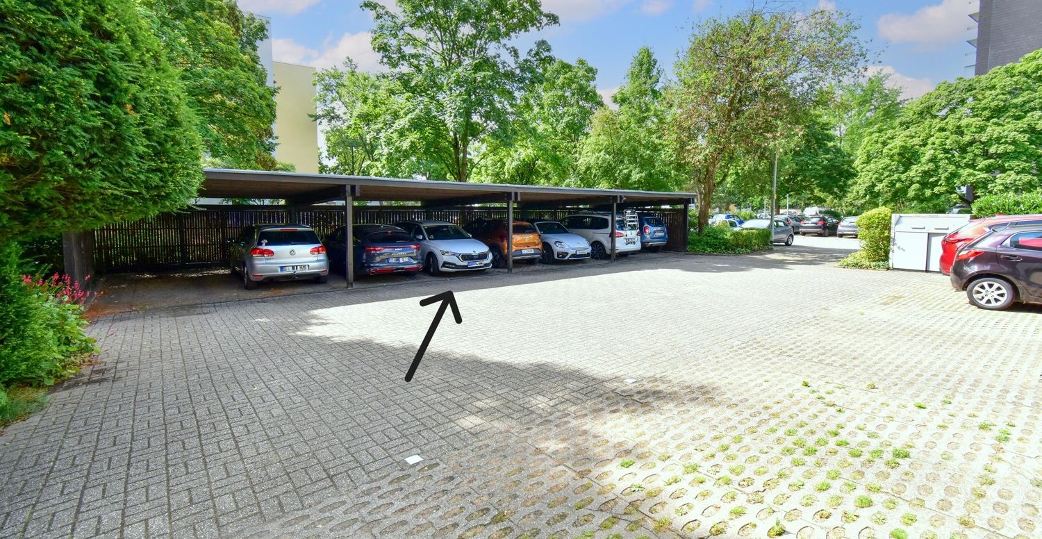 Überdachter Stellplatz