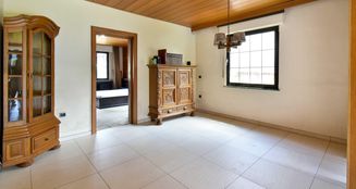 von_poll_real_estate_property_25080022_image_7