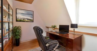 von_poll_real_estate_property_25080022_image_20