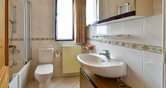von_poll_real_estate_property_25080022_image_22