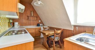 von_poll_real_estate_property_25080022_image_21