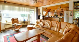 von_poll_real_estate_property_25080025_image_15