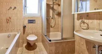 von_poll_real_estate_property_25080025_image_11