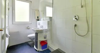 von_poll_real_estate_property_25080027_image_4