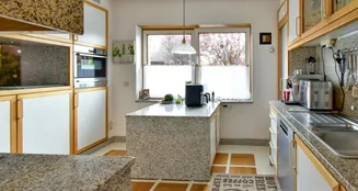 von_poll_real_estate_property_25080028_image_14