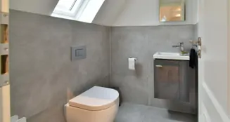 von_poll_real_estate_property_25080029_image_25