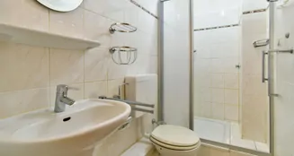 von_poll_real_estate_property_25080030_image_14