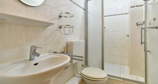 von_poll_real_estate_property_25080030_image_14